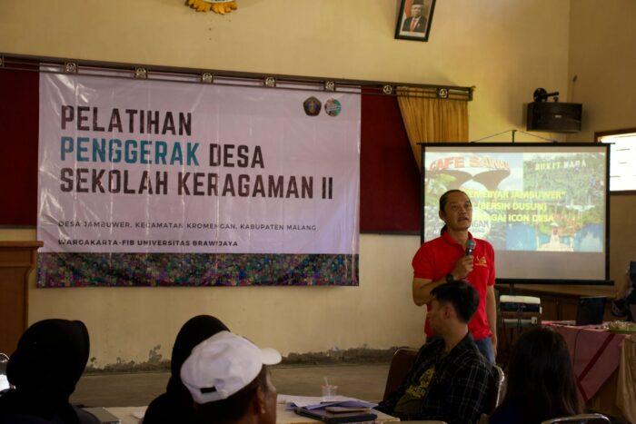 Proses Pelatihan Aktivis Desa Sekolah Keragaman II.