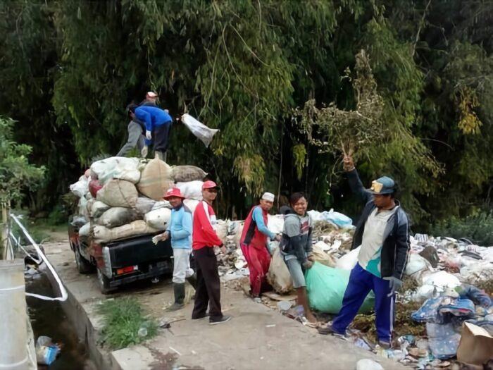 Kegiatan Perintisan TPST 3R Pertama