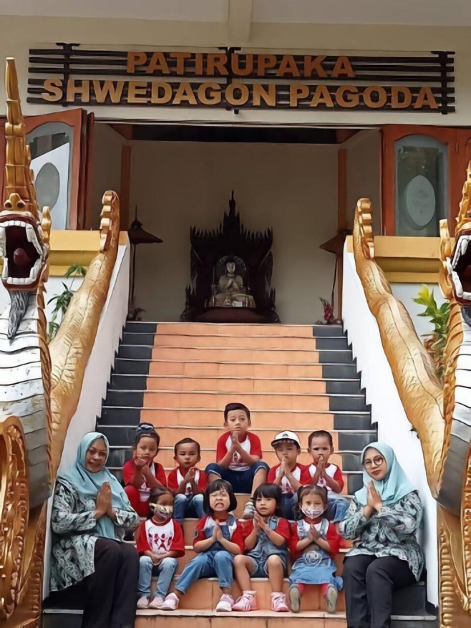 Agama Buddha Beri Lambang bagi Desa Mojorejo
